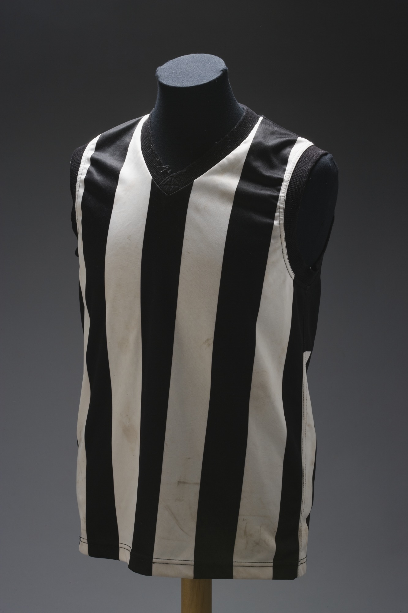 Yuendumu Magpies Football Team jumper.