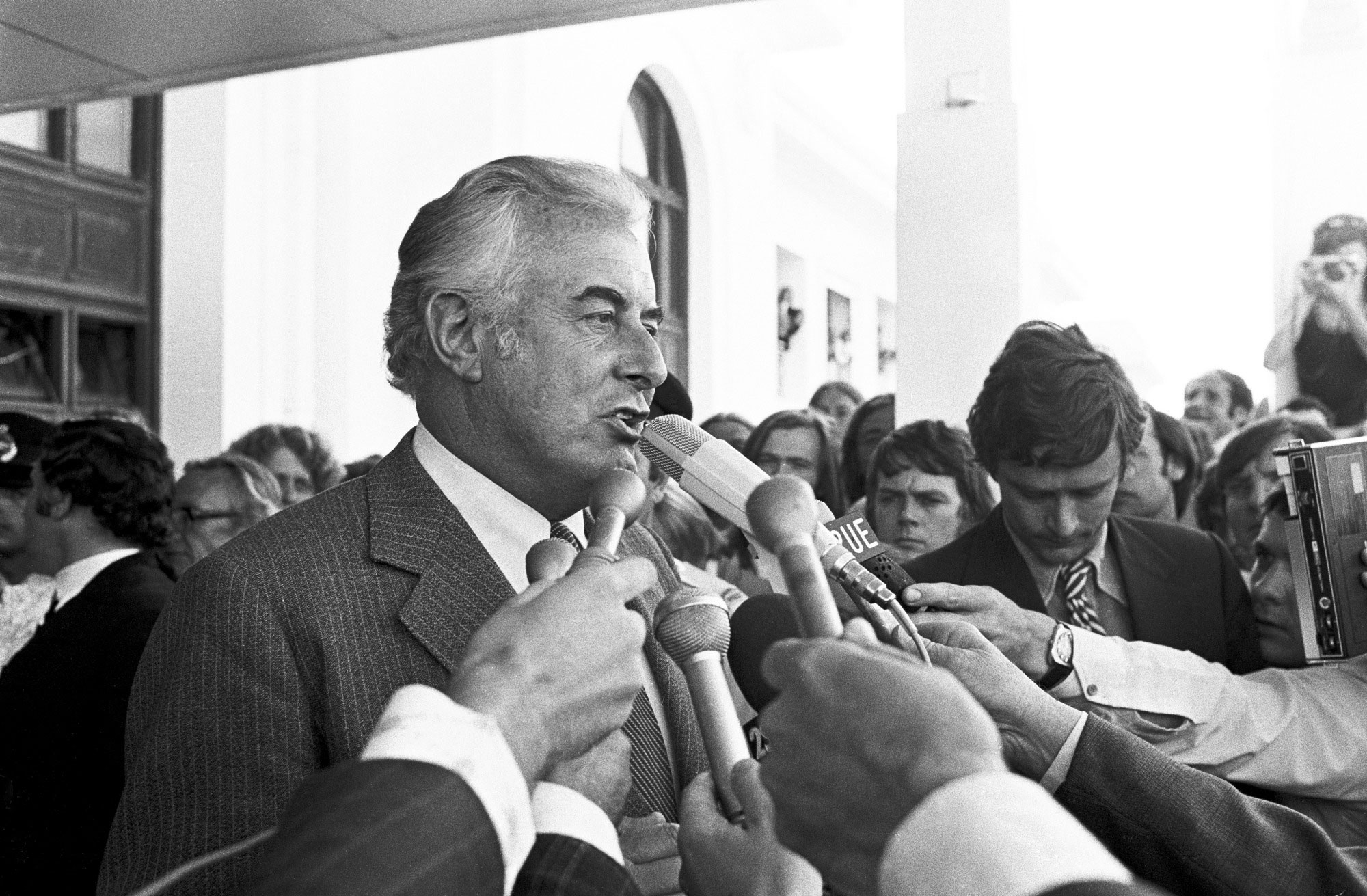 <p>Gough Whitlam speaking after the dismissal of his government, 11 November 1975</p>

