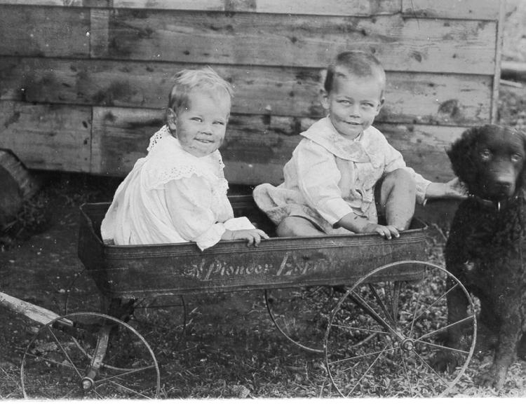 <p>Elsie and George Barnes, 1912</p>
