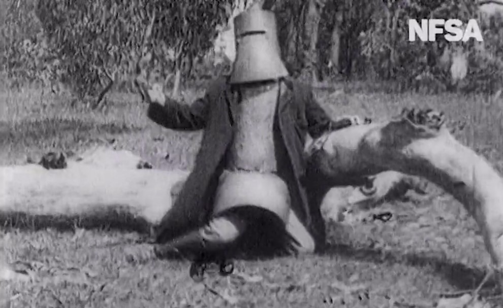 Ned Kelly’s last stand at Glenrowan (1906 & 2006) (silent)