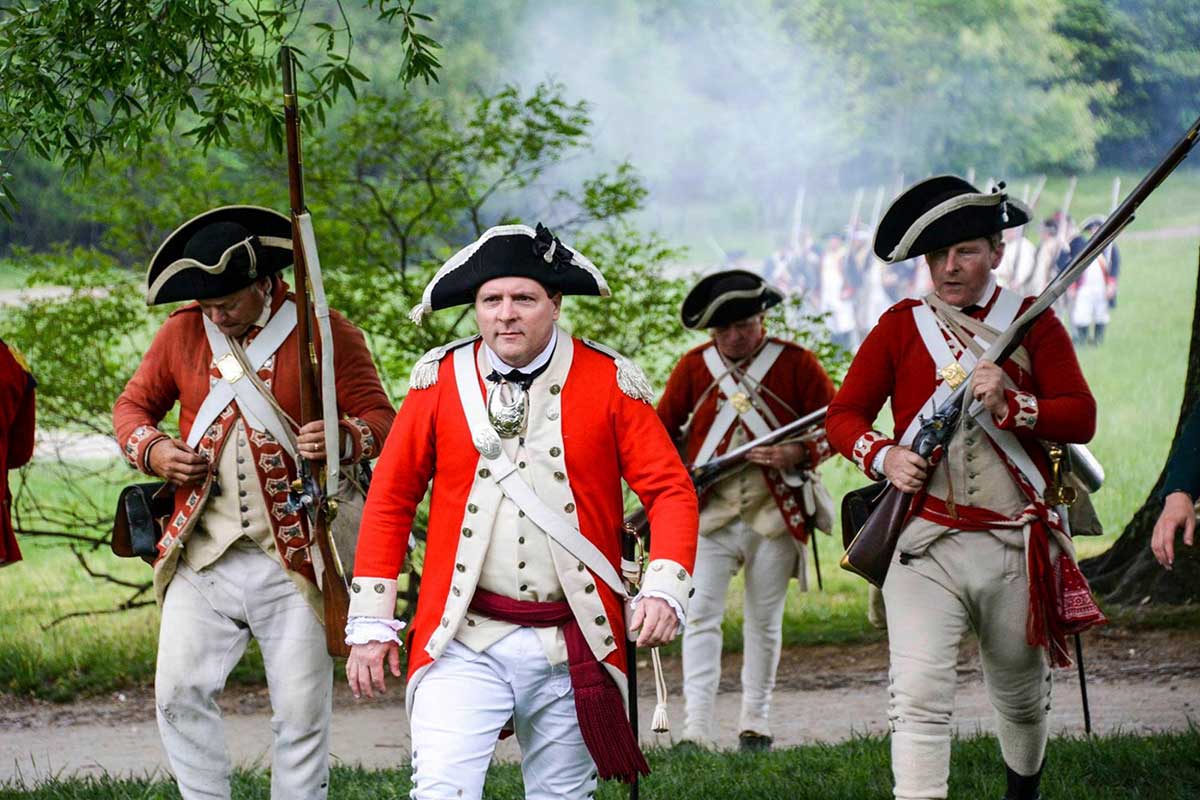 <p>Men dressed as nineteenth century British soldiers, 2016</p>
